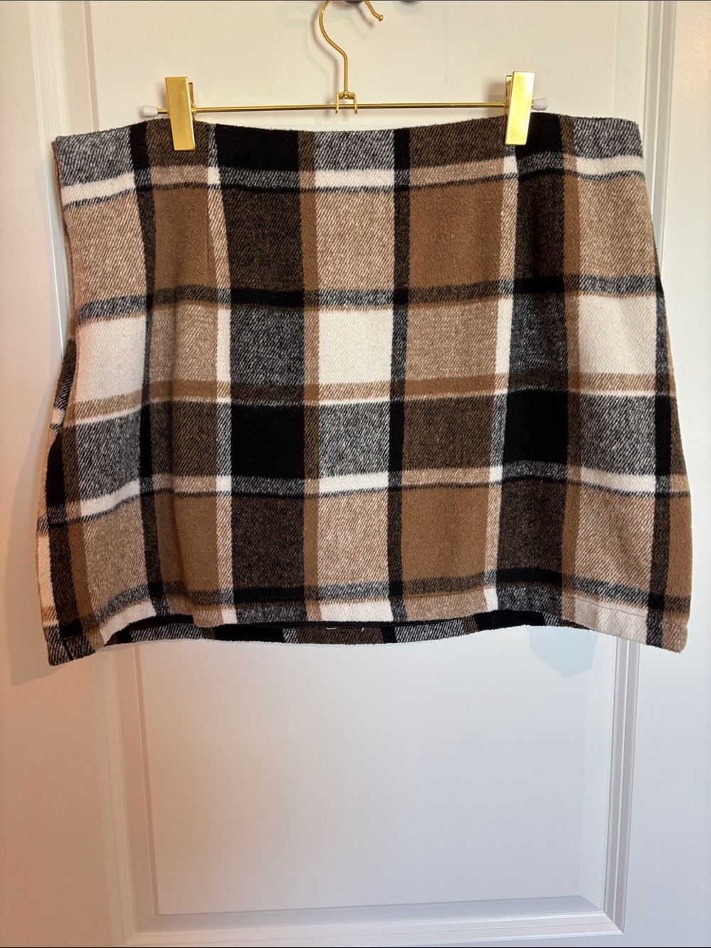Plaid Wool-Blend Mini Skirt in Camel and Black
